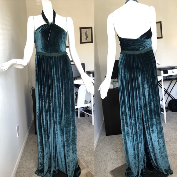 Tia Cibani Green Velvet Jumpsuit - RUNWAY! - Picture 4 of 15